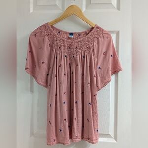 Women's OLD NAVY Blouse Medium Like New Embroidered Flowers Pink